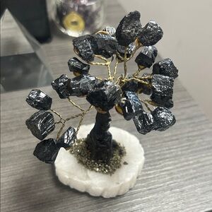 Black Gemstone Tree on White Base